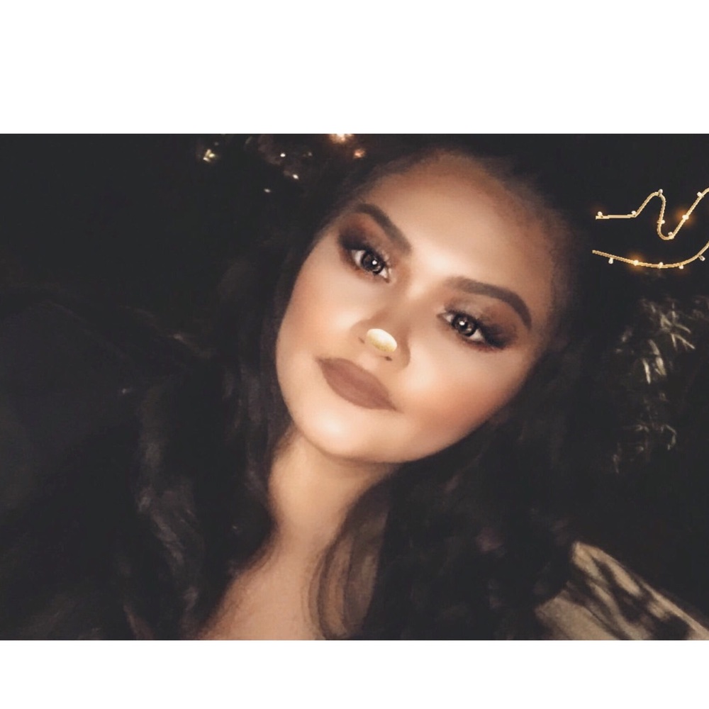 Meet your Posher, Brooke